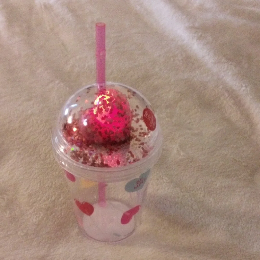 Light-Up Party Cup with Straw - Pink